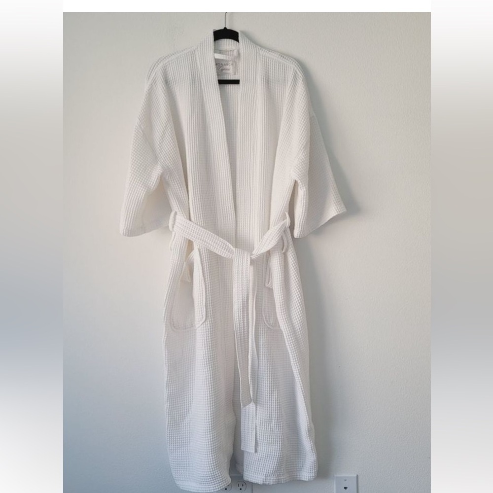 Monarch Cypress Unisex Bath Robe White OSFM Zyia Active